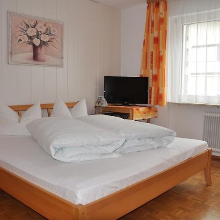 Ferienwohnung Jenny 쉬룬즈 외부 사진