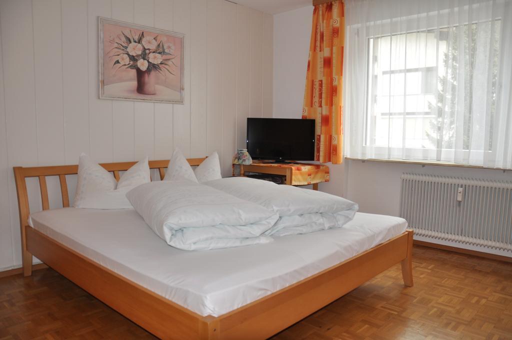 Ferienwohnung Jenny 쉬룬즈 외부 사진