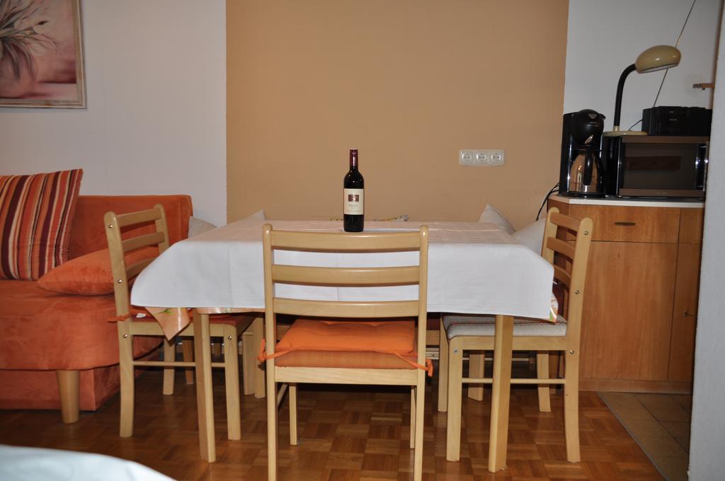 Ferienwohnung Jenny 쉬룬즈 외부 사진